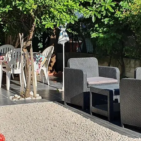 Studio Le Lavandou 公寓 勒拉旺杜